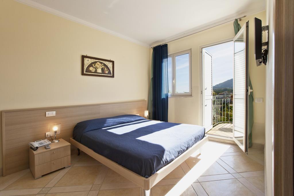 Posidonia Residence Искья Номер фото